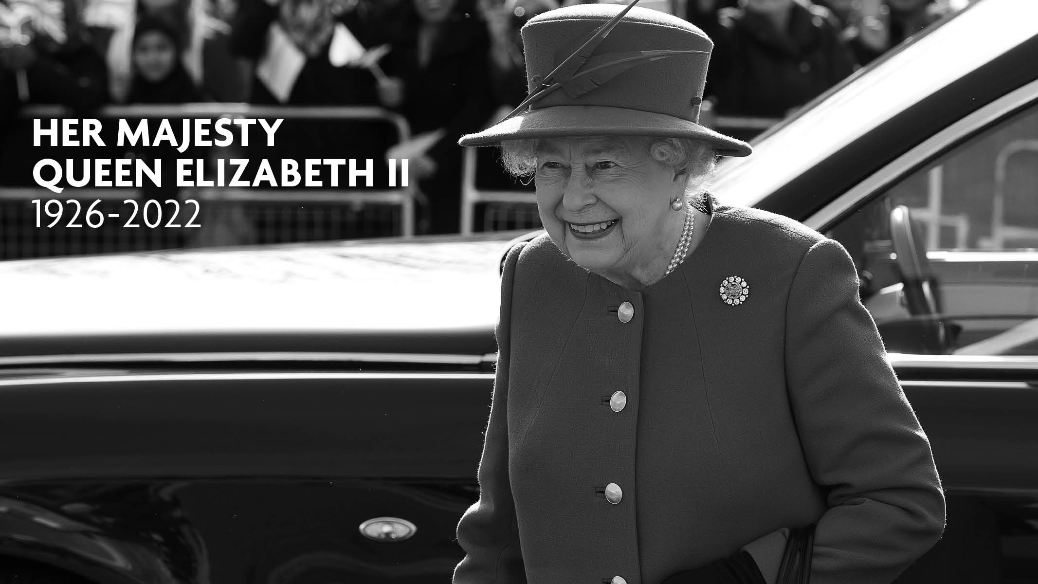 London bridge queen elizabeth twitter facebook linkedin